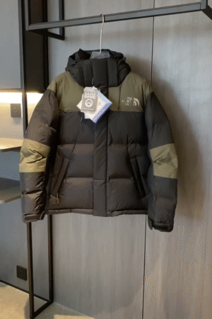 Novelty Summit Down Jacket – Unisex Outerwear for Extreme Comfort & Style