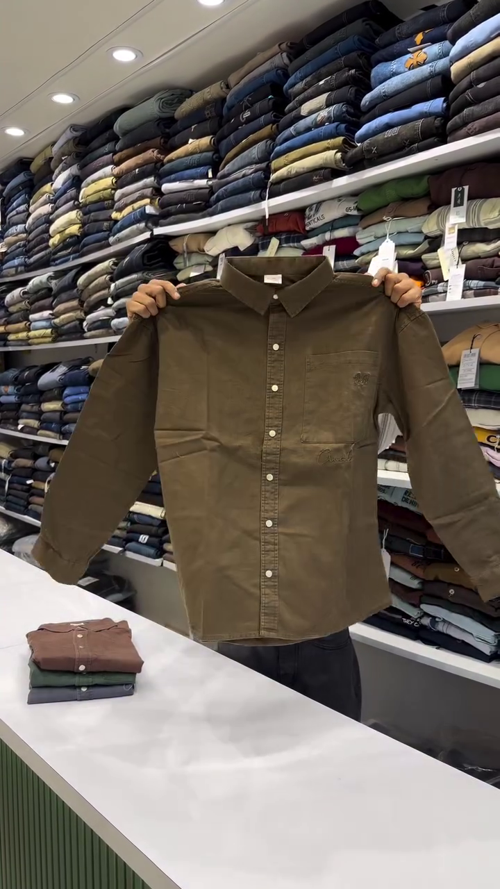 Men Slim Fit Solid Spread Collar Pure Cotton Casual Shirt - Image 7